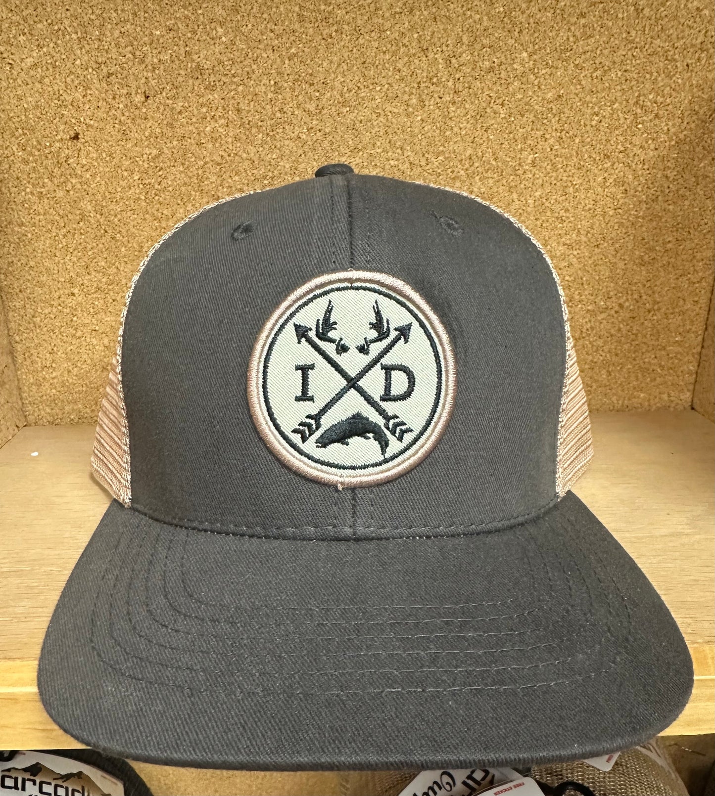 ID Arrows Charcoal Hat