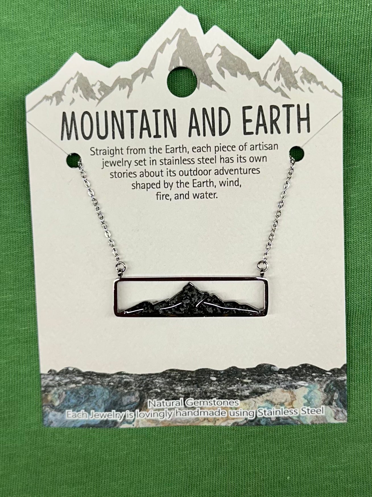 Mountain Rectangle Necklce