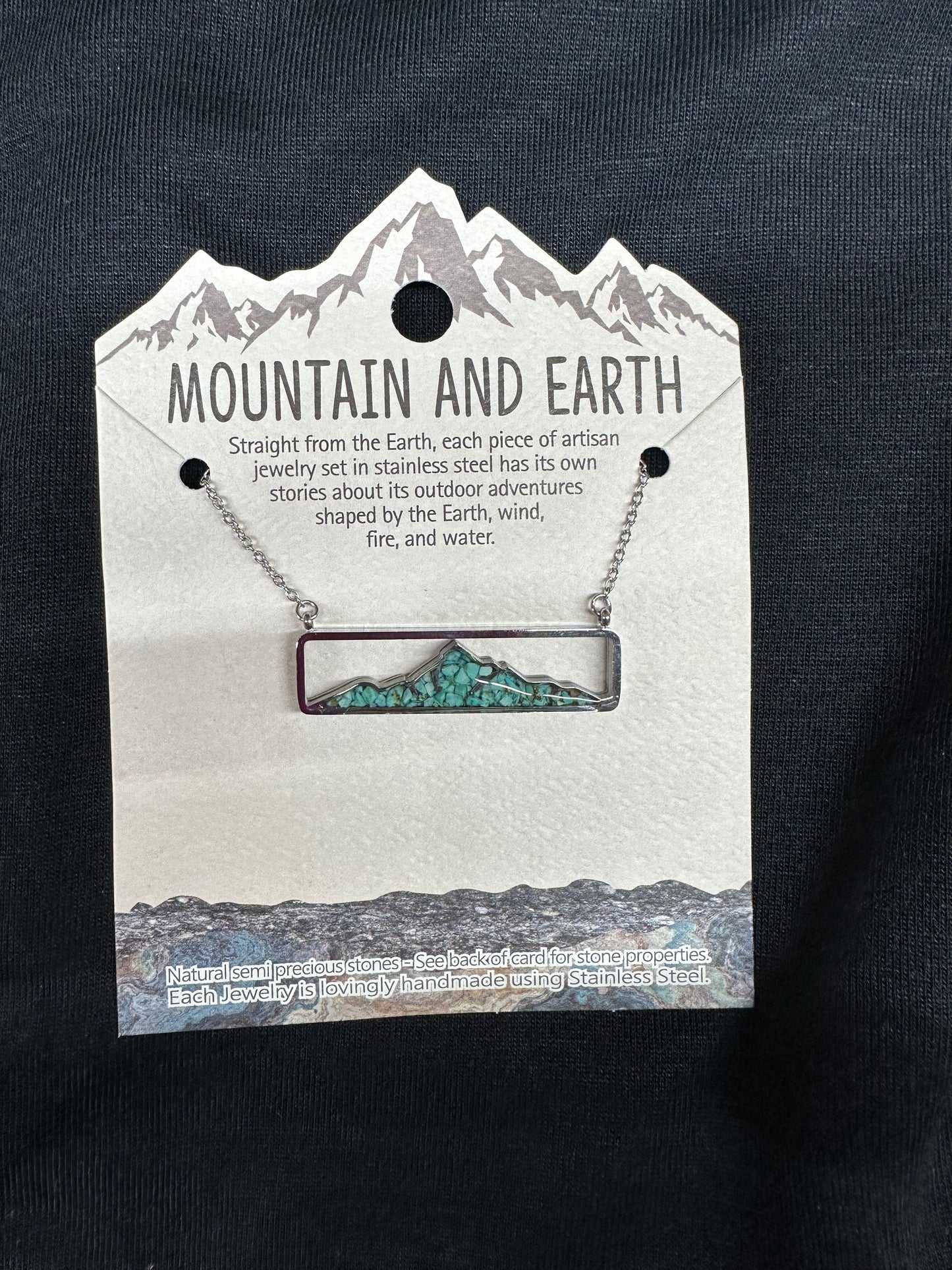 Mountain Rectangle Necklce
