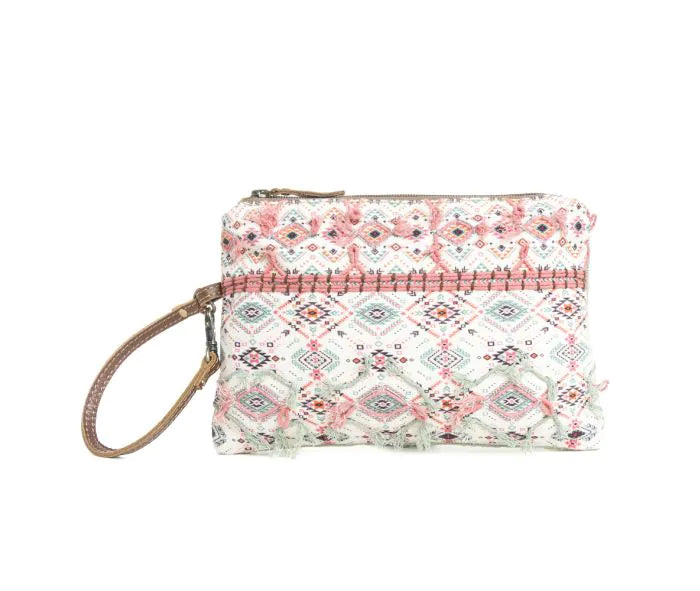 Tres de Quatro Myra Clutch